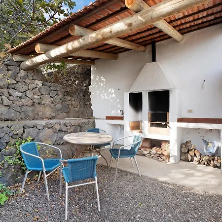Holiday home Llanillos *