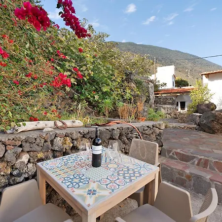 Holiday home Llanillos *